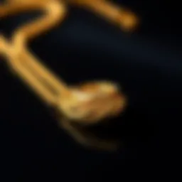Elegant Xuping gold chain showcasing intricate design